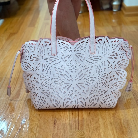 Sophia Webster Liara Laser-Cut Leather Butterfly Tote Bag - Picture 3 of 6